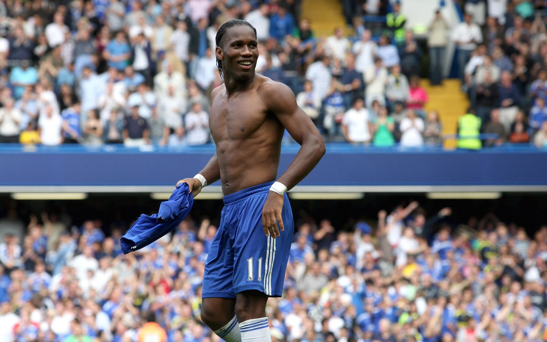 世界杯足球赛预演赛精彩纷呈，热度处高峰，足球世界杯预选赛时间